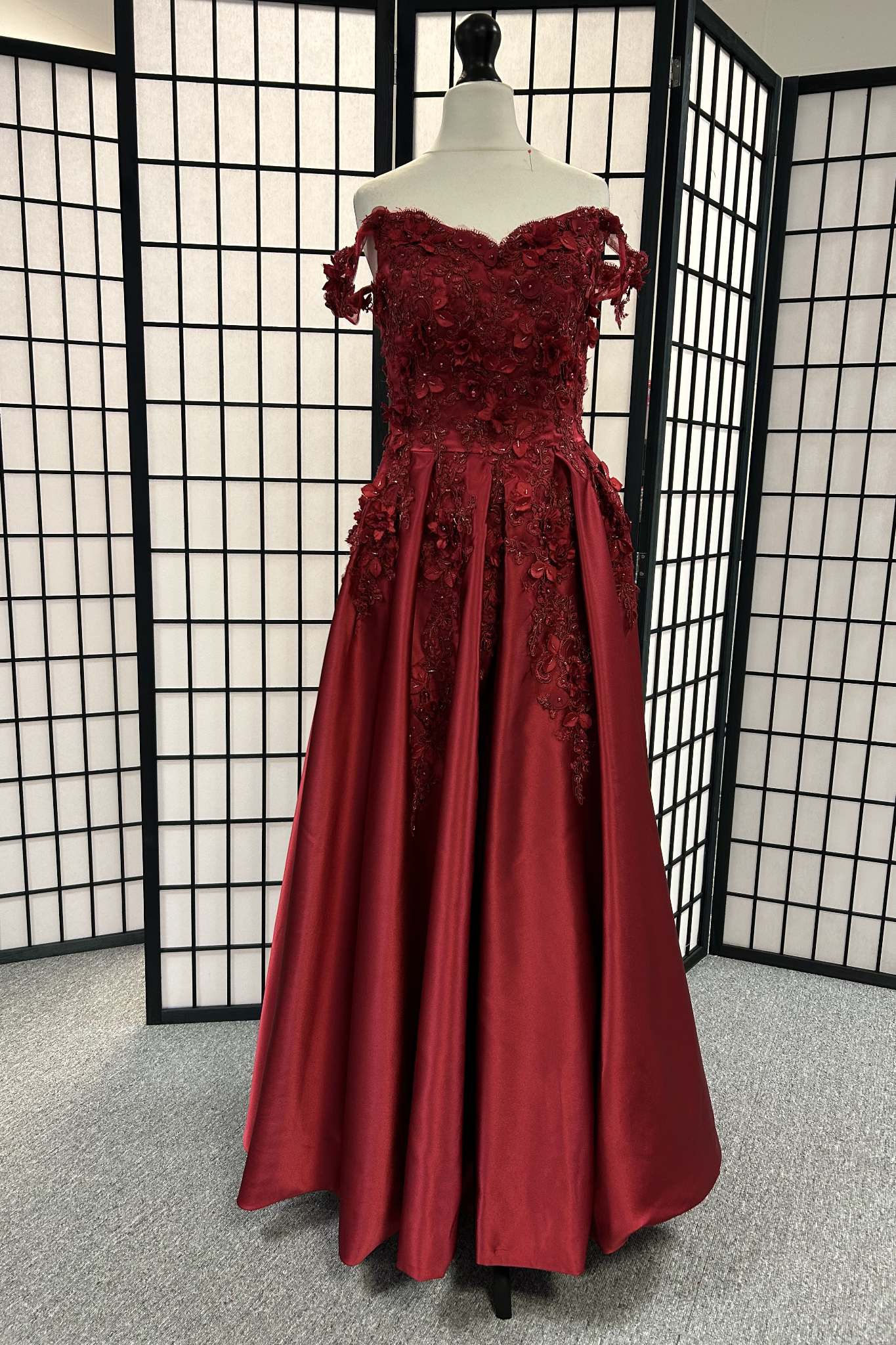 No Label Embellished Dark Red 4
